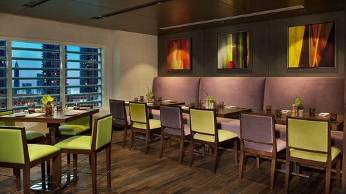 Three Bedroom Suite Near Bay Square Dubai 13 Luxury Bookings