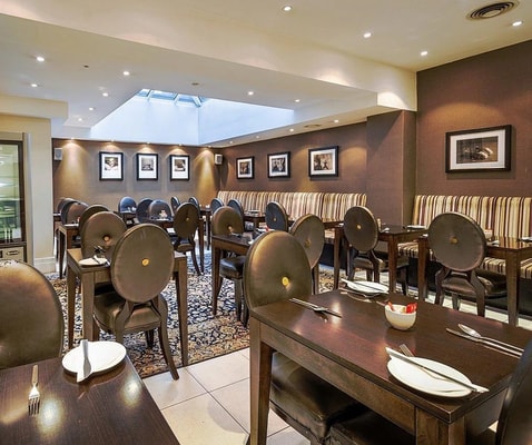 Double Or Twin Room Near Hays Architecture LON 10 Luxury Bookings