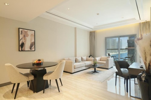 Two Bedroom Suite Sea View At The Palm Jumeirah 4 Luxury Bookings