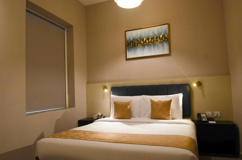 Standard Double Room Near Dubai Academic City Park Luxury Bookings