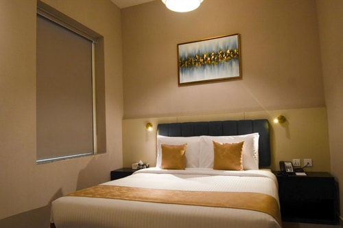 Standard Double Room Near Dubai Academic City Park Luxury Bookings
