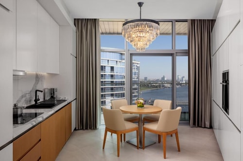 Two Bedroom Apartment With Terrace Creek View 5 Luxury Bookings