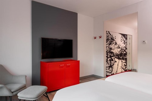2 Bedroom Apartment Near Silicon Oasis Headquarter 3 Luxury Bookings