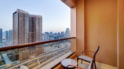 Two Bedroom Apartment Near Internet City Metro 04 4 Luxury Bookings