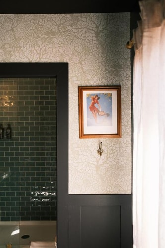 Standard Twin Room Near The UPS Store DAL 9 Luxury Bookings