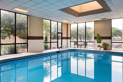 Queen Room Near William P Hobby Airport HOU 13 Luxury Bookings