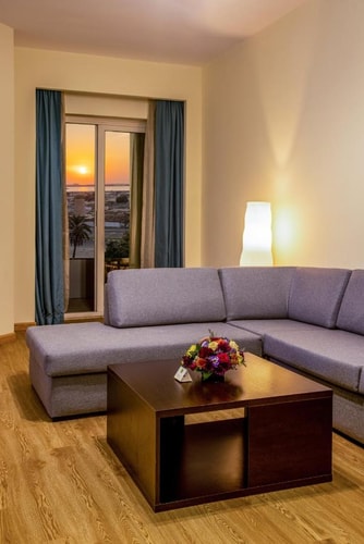 Premier One Bedroom Sea View Apartment Al Khan 2 3 Luxury Bookings