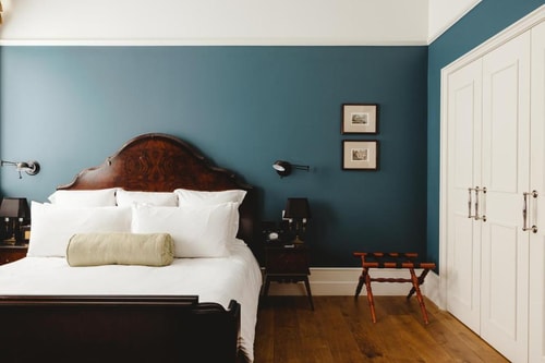 Queen Room Near Browan Solicitors Limited LON 1 Luxury Bookings