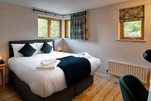 King Room Near Albert Gardens LON 2 Luxury Bookings
