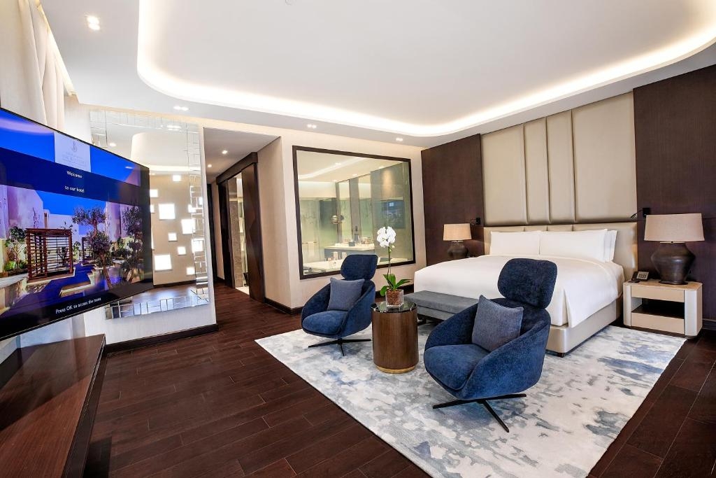 Ultra Luxury 5 Bed Villa with Private Pool Cinema Luxury Bookings