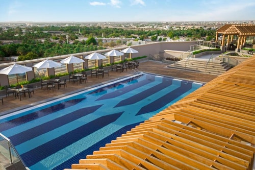 Classic King Or Twin Room Near Mall Of Al Ain 14 Luxury Bookings