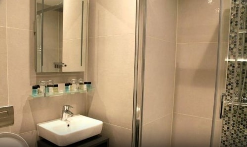 Double Or Twin Room Near Gloucester Park LON 11 Luxury Bookings