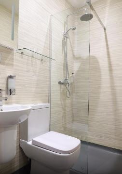 Standard Room Near Ifex London LON 8 Luxury Bookings