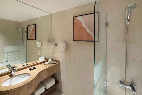 Two Bedroom Apartment Near The Els Club Dubai 9 Luxury Bookings