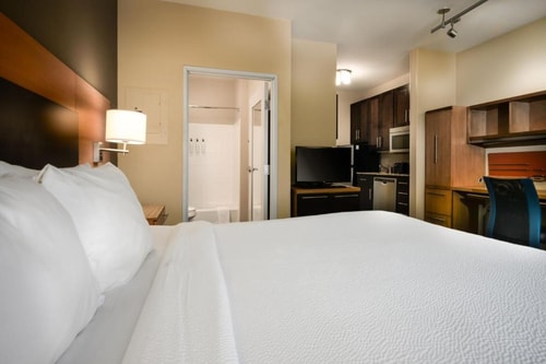 King Studio Near Dany Jackson Family Bark Park HOU 11 Luxury Bookings