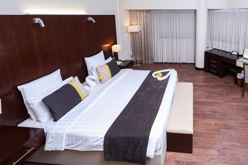 Deluxe King Or Twin Room Near By Deira Clocktower Luxury Bookings