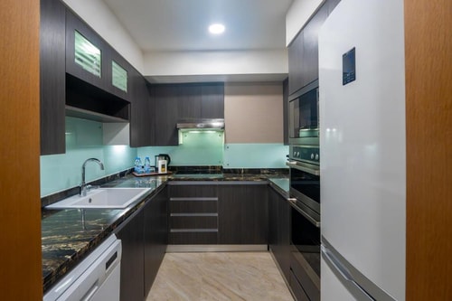 Premium Two Bedroom Family Apartment Near GoldSouk 4 Luxury Bookings