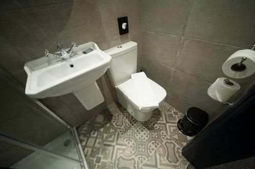 Deluxe Double Or Twin Room Near Bramber Green LON 9 Luxury Bookings