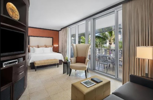 King Room City View Near Vibe of Miami MIA Luxury Bookings
