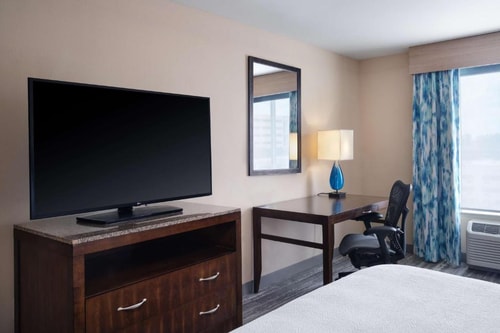 King Room Near US Treasury Department HOU 1 Luxury Bookings