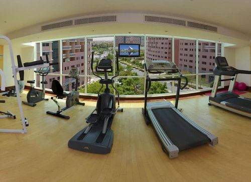 Standard Studio Near Viva Supermarket Duabi Ad 12 Luxury Bookings