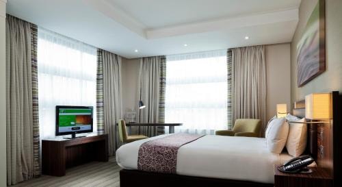 Standard Room Near Devonshire Square LON Luxury Bookings