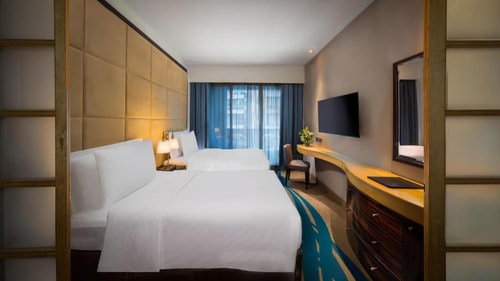 Family Two Bedroom Near Regency 2 Building 2 Luxury Bookings
