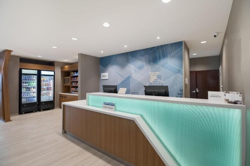 King Suite Near Octapharma Plasma DAL 12 Luxury Bookings