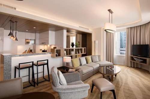 2 Bedroom Near Skyline Residence Sheikh Zayed Road 7 Luxury Bookings