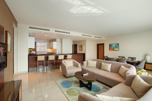 Three Bedroom Apartment Near Westzone Supermarket 7 Luxury Bookings