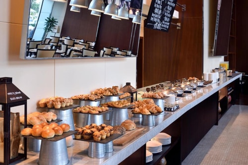 Standard Room Near Festival Mall by Luxury Booking 10 Luxury Bookings