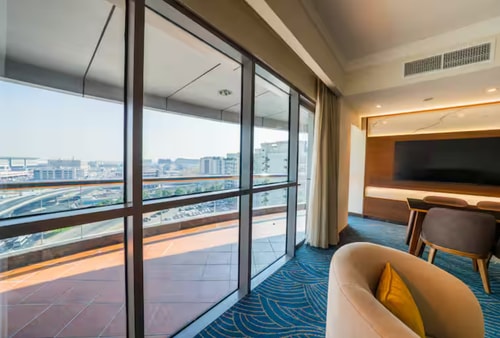 1 Bedroom Suite With Balcony Near Port Saeed Plaza 3 Luxury Bookings