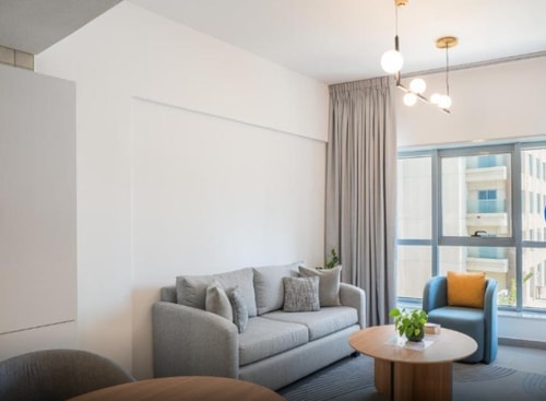 Deluxe 1 Bedroom Apartment Near Internet Metro Ac 4 Luxury Bookings