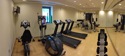 Studio Apartment Near Wemart Hypermarket 12 Luxury Bookings
