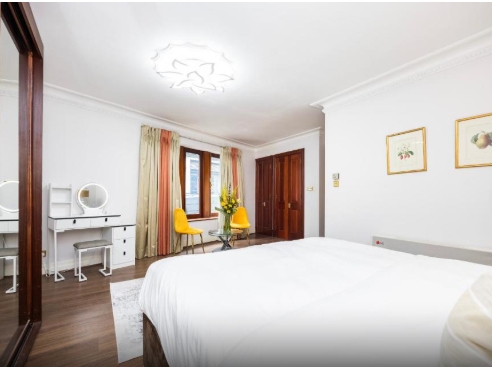 Deluxe 1 Bedroom Apartment Near The Green Park LON Luxury Bookings