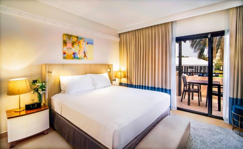 Premium Room Balcony Near Al Sarouj Roundabout Luxury Bookings