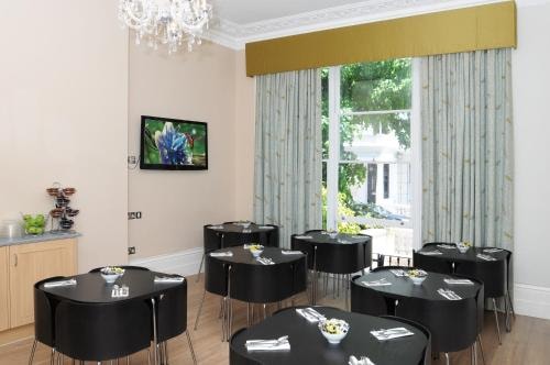 Double Or Twin Room Near Cleveland Square LON 12 Luxury Bookings