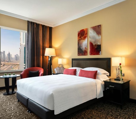 Guest Room Near Skyline Residence Sheikh Zayed RD Luxury Bookings