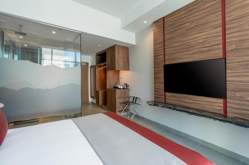 Superior King Or Twin Room Near Business Bay 1 Luxury Bookings