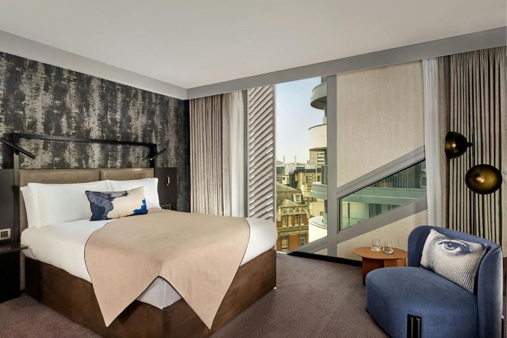 Standard Guest Room Near Bookado LON Luxury Bookings