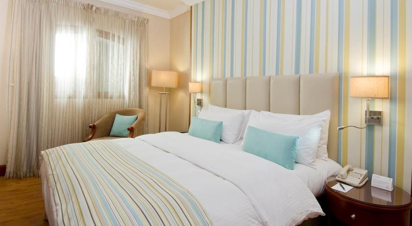 One Bedroom Villa Near Oasis Cafe Luxury Bookings