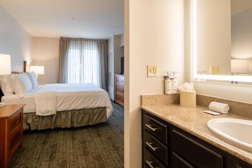 Studio Suite Near Beeler Memorial Pocket Park HOU 3 Luxury Bookings