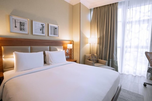 Superior King Room Near Al Bakhit Center 1 Luxury Bookings