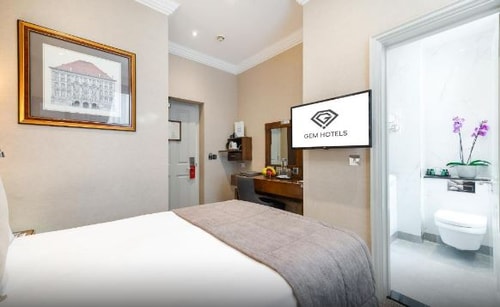 Double Or Twin Room Near Activemine Pilates LON 5 Luxury Bookings