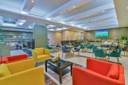 2 Bedroom Apartment Near Masjid Al Khabeesi Dubai 12 Luxury Bookings