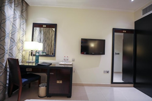 Classic Room Near New Academy School 5 Luxury Bookings