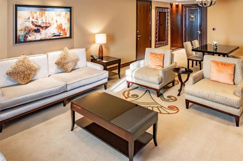 Executive King Suite Near World Trade Center Metro 4 Luxury Bookings