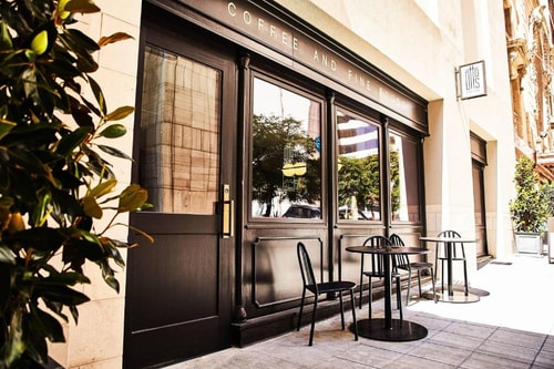 Deluxe Guest Room Near AT&T Headquarters DAL 12 Luxury Bookings
