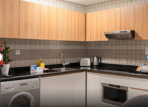 1 Bedroom Executive Apartment Near Internet Metro 6 Luxury Bookings