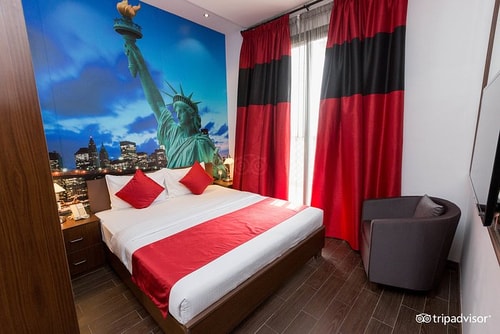Deluxe Room  Near Dubai Fertility Center Luxury Bookings